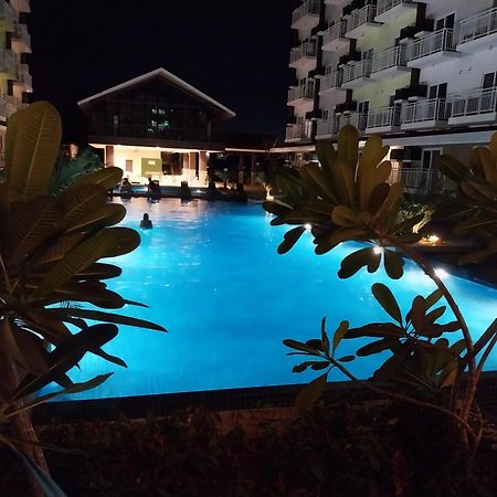 Stay And Fly At Amani Grand Resort Residences Lapu-Lapu City Zewnętrze zdjęcie