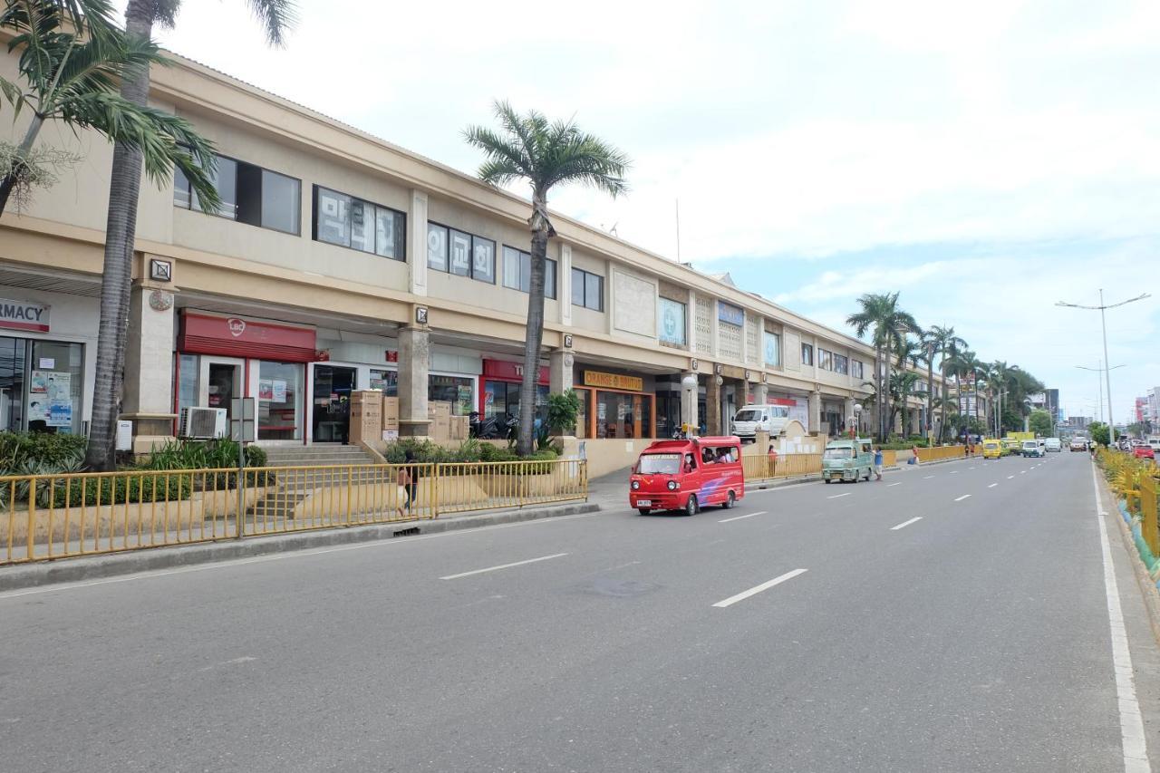 Stay And Fly At Amani Grand Resort Residences Lapu-Lapu City Zewnętrze zdjęcie